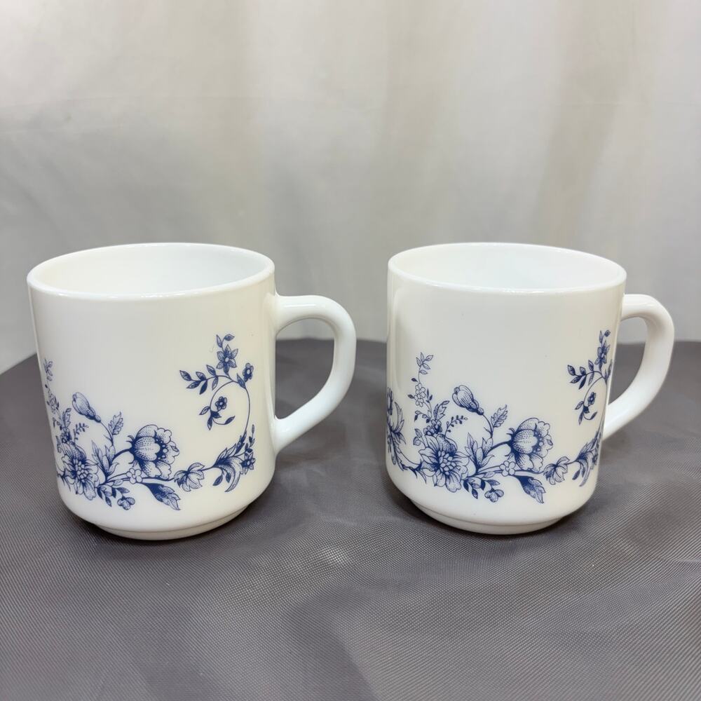 Arcopal France Glenwood Milk Glass Coffee Mug Blue Floral Botanical Lot of 2 VTG